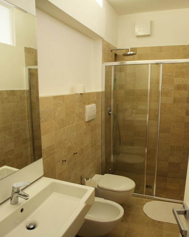 Melus Maris Guest House Syracuse ภายนอก รูปภาพ